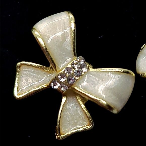 Ivory & Gold Bowtie Ribbon Earrings On Trend Bow Tie Shaped Bowknot Studs - Picture 6 of 7